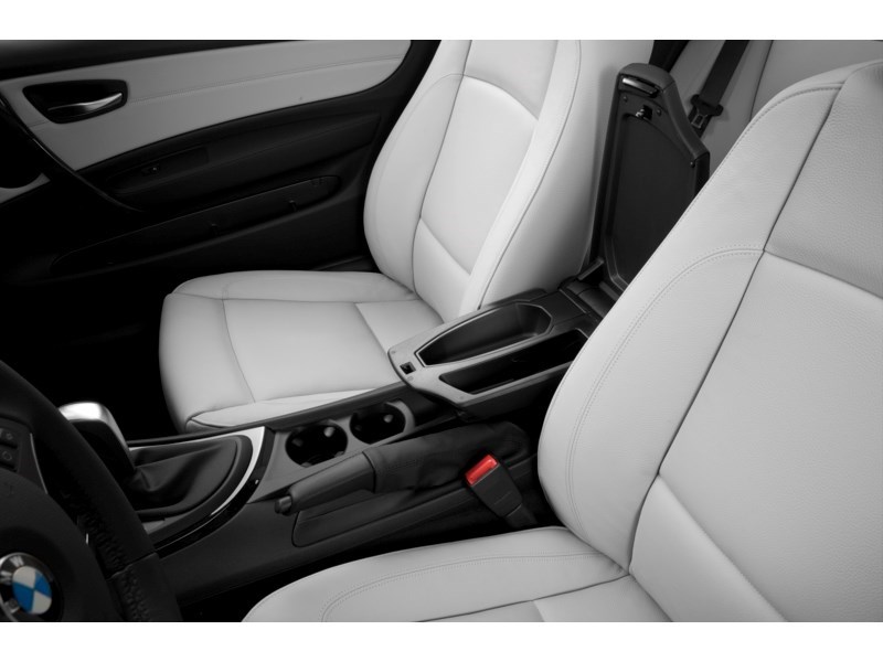 2013 BMW 128 2dr Cpe 128i Interior Shot 7