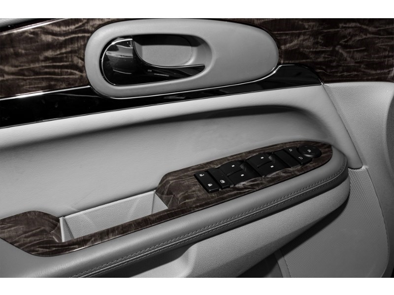 2016 Buick Enclave Premium Exterior Shot 14