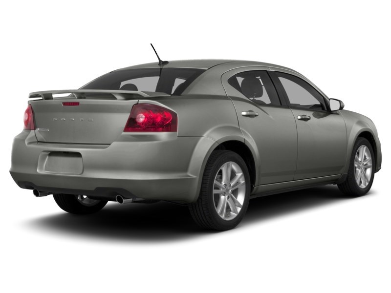2013 Dodge Avenger SXT Exterior Shot 2