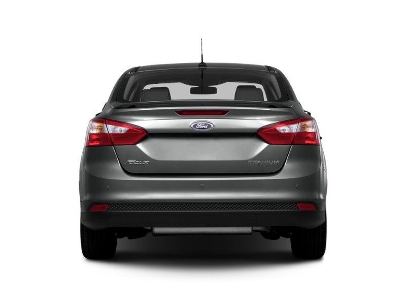 2013 Ford Focus 4dr Sdn SE Exterior Shot 8