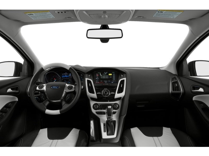 2013 Ford Focus 4dr Sdn SE Interior Shot 7
