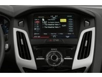 2013 Ford Focus 4dr Sdn SE Interior Shot 9