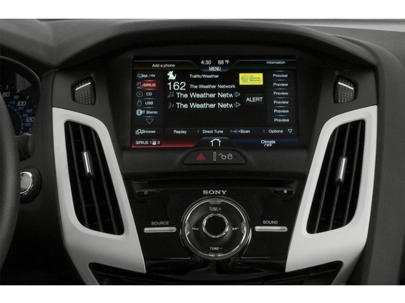 2013 Ford Focus 4dr Sdn SE Interior Shot 9