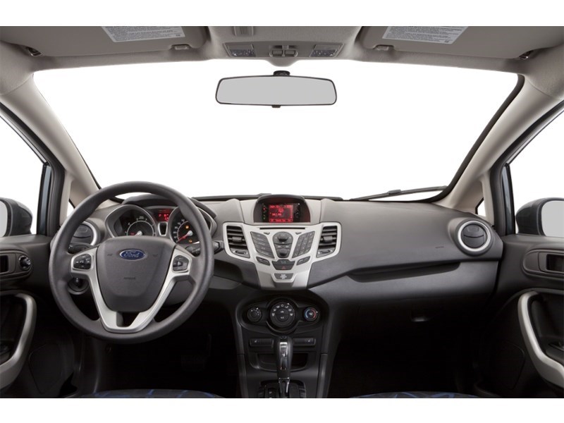 2013 Ford Fiesta 5dr HB SE Interior Shot 7
