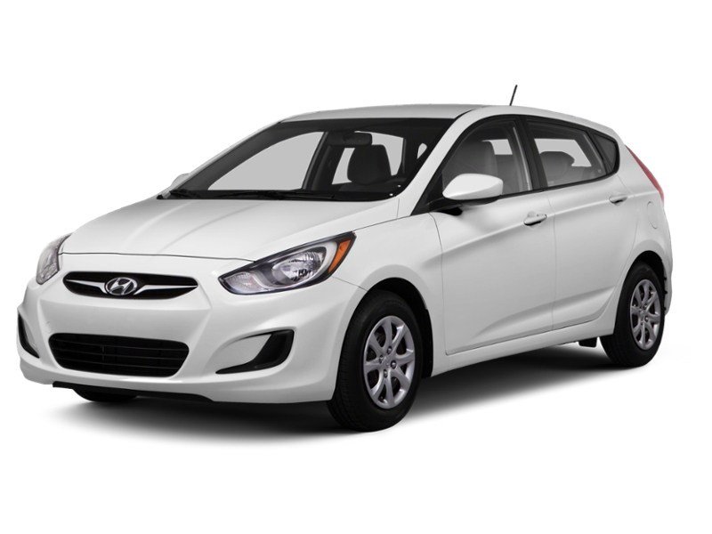 2013 Hyundai Accent 5dr HB Auto GL Exterior Shot 1