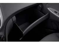 2013 Hyundai Accent 5dr HB Auto GL Interior Shot 3