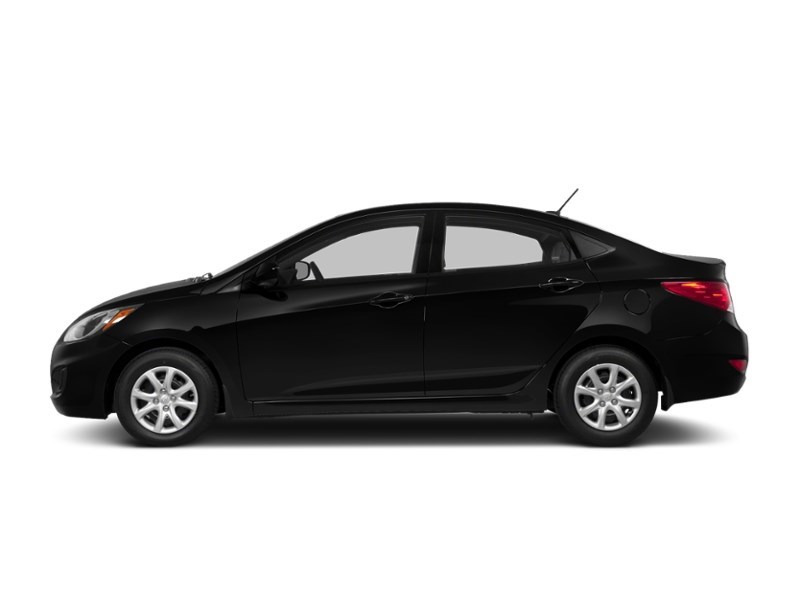 2013 Hyundai Accent 4dr Sdn Man GL *Ltd Avail* Exterior Shot 7