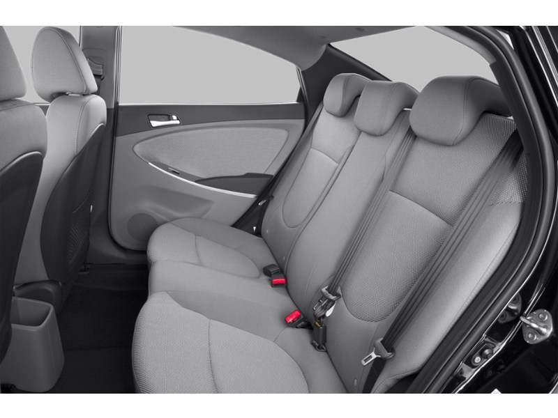 2013 Hyundai Accent 4dr Sdn Auto GL Interior Shot 5