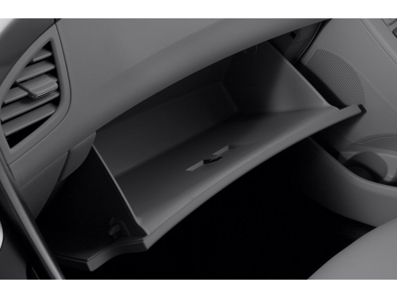 2013 Hyundai Elantra 4dr Sdn Auto GLS Interior Shot 3