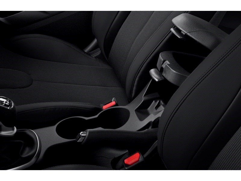 2015 Hyundai Veloster 3dr Cpe Man Interior Shot 8