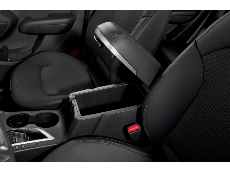 2013 Hyundai Tucson AWD 4dr I4 Auto GL *Ltd Avail* Interior Shot 7