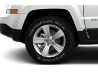 2015 Jeep Patriot 4WD 4dr Altitude *Ltd Avail* Exterior Shot 5