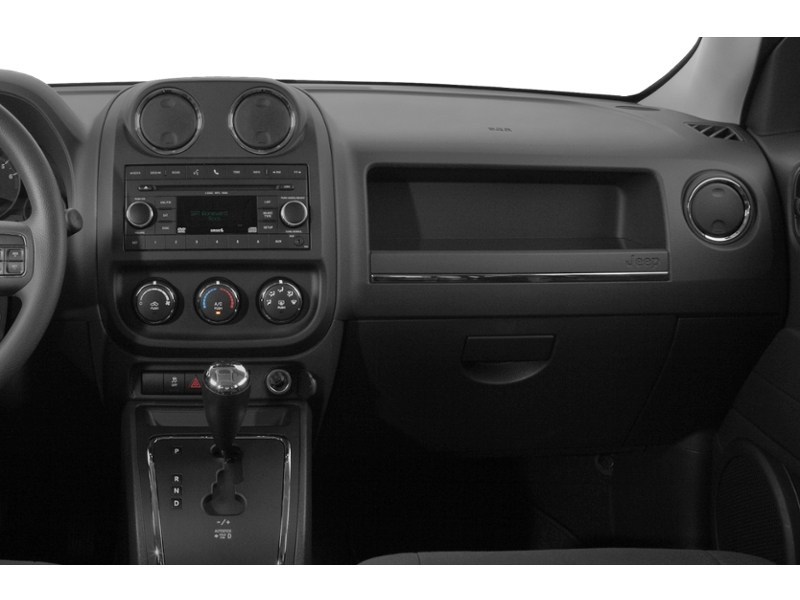 2015 Jeep Patriot 4WD 4dr Altitude *Ltd Avail* Interior Shot 1
