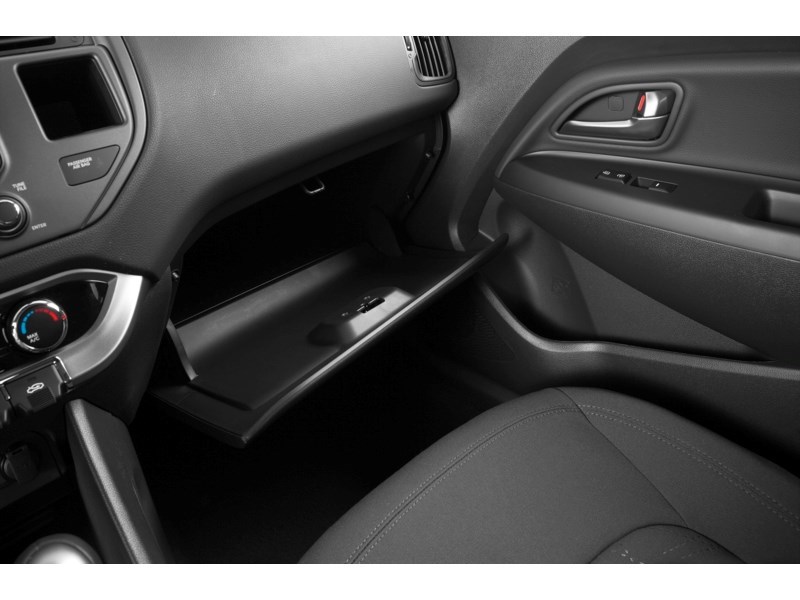 2013 Kia Rio 4dr Sdn Auto EX Interior Shot 3