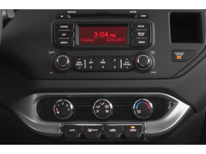 2015 Kia Rio 5dr HB Auto EX Interior Shot 2