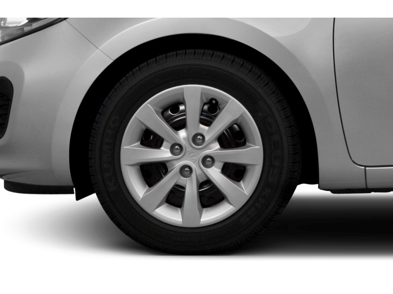 2015 Kia Rio 5dr HB Auto EX Exterior Shot 5