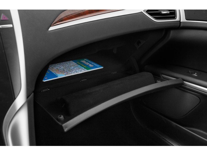 2015 Lincoln MKZ 4dr Sdn FWD Interior Shot 4