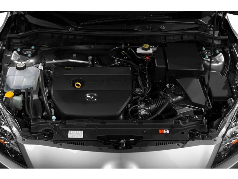2013 Mazda Mazda3 Sport 4dr HB Sport Auto GS-SKY Exterior Shot 3