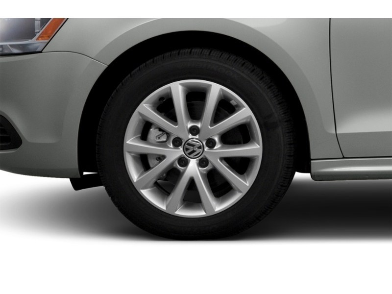 2013 Volkswagen Jetta 4dr 2.0L Man Trendline Exterior Shot 5