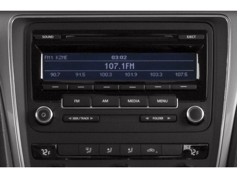 2013 Volkswagen Passat 4dr Sdn 2.5L Man Trendline Interior Shot 1