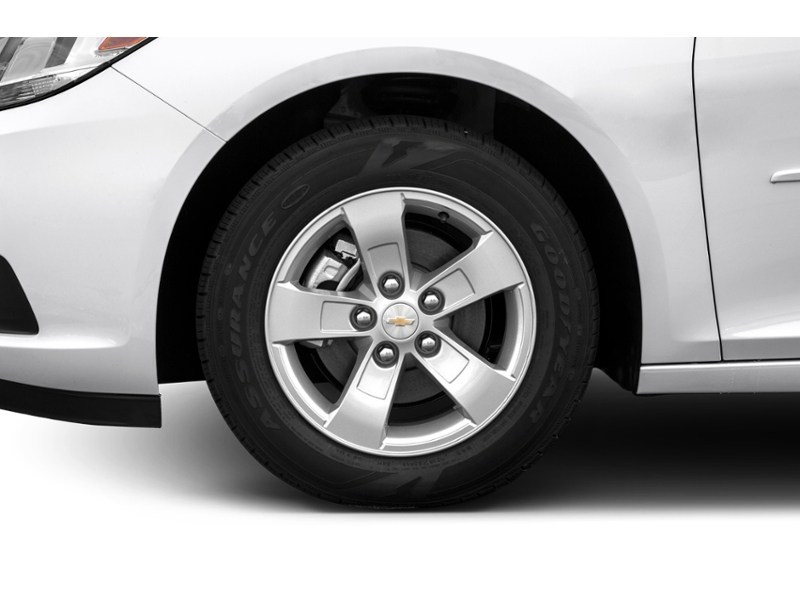 2015 Chevrolet Malibu 4dr Sdn LS w/1LS Exterior Shot 5