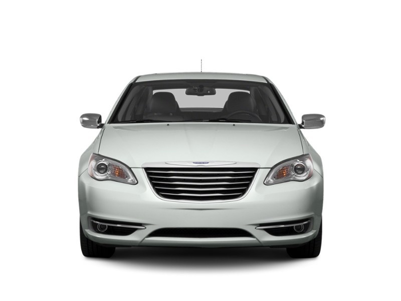 2014 Chrysler 200 4dr Sdn LX Exterior Shot 6