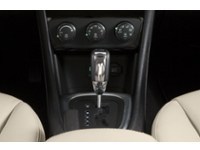 2014 Chrysler 200 4dr Sdn LX Exterior Shot 9