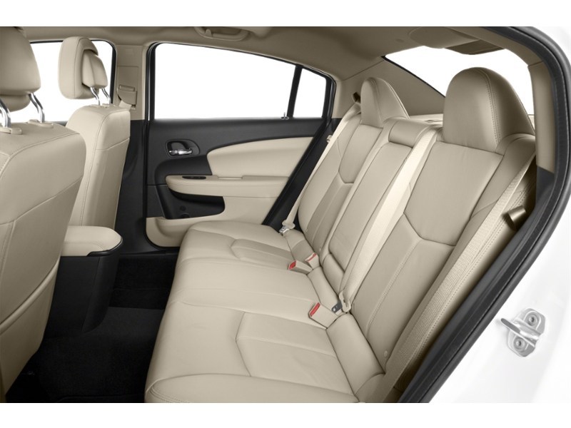 2014 Chrysler 200 4dr Sdn LX Interior Shot 6