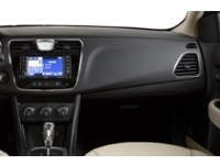 2014 Chrysler 200 4dr Sdn LX Interior Shot 1
