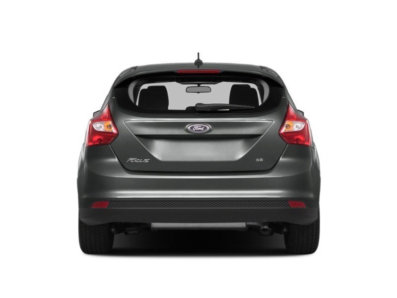 2014 Ford Focus 5dr HB SE Exterior Shot 8