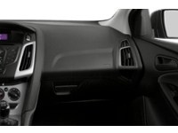 2014 Ford Focus 5dr HB SE Interior Shot 1