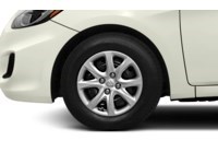 2014 Hyundai Accent 5dr HB Auto GL Exterior Shot 5