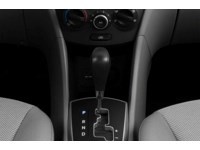 2014 Hyundai Accent 4dr Sdn Auto GL Exterior Shot 9