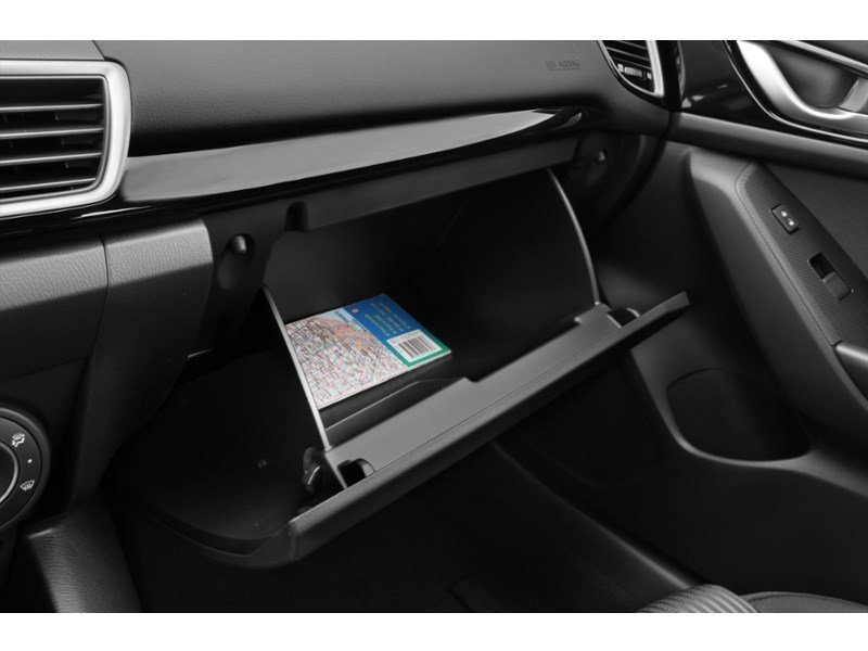 2015 Mazda Mazda3 4dr Sdn Auto GX Interior Shot 4