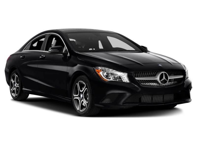 2015 Mercedes-Benz CLA-Class 4dr Sdn CLA 250 4MATIC Exterior Shot 9