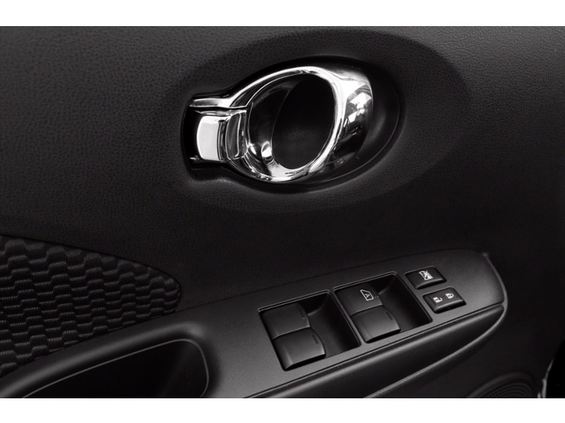 2014 Nissan Versa Note 5dr HB Auto 1.6 S Exterior Shot 14