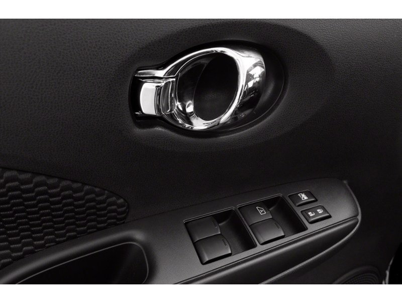 2014 Nissan Versa Note 5dr HB Auto 1.6 S Exterior Shot 14