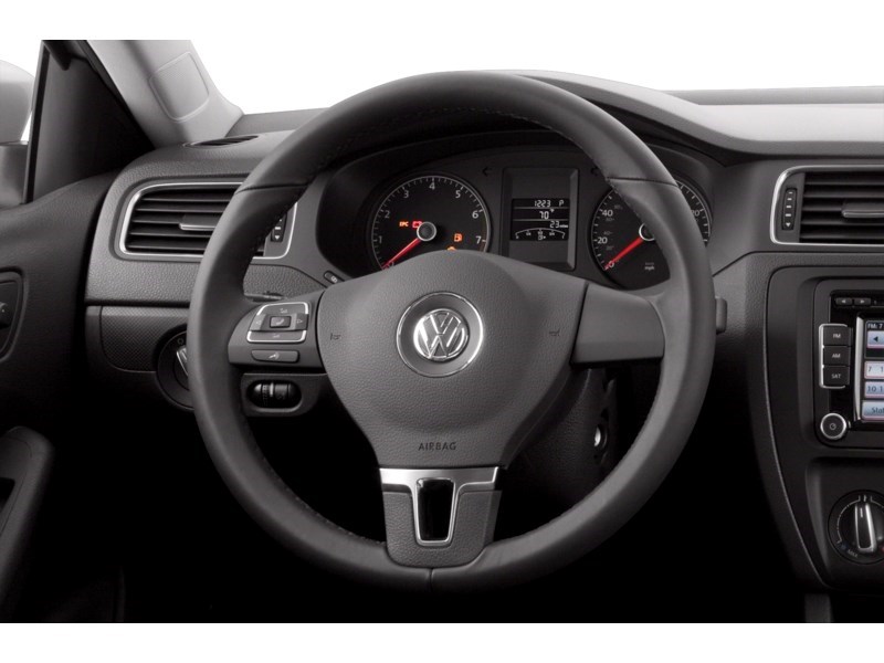 2014 Volkswagen Jetta 4dr 1.8 TSI Auto Comfortline Interior Shot 2