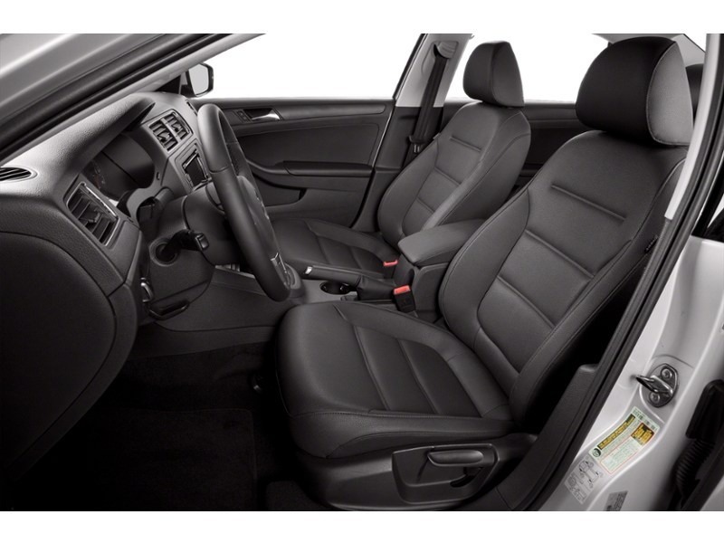 2014 Volkswagen Jetta 4dr 1.8 TSI Man Comfortline Interior Shot 4