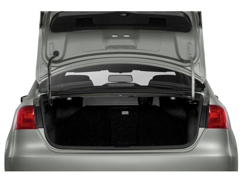 2014 Volkswagen Jetta 4dr 1.8 TSI Man Comfortline Exterior Shot 4