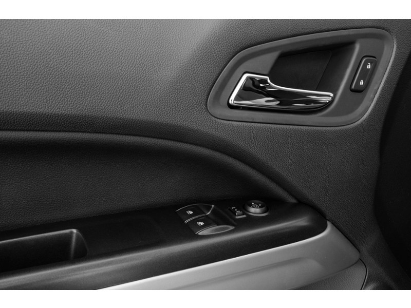2018 Chevrolet Colorado 4WD Ext Cab 128.3" LT Exterior Shot 14