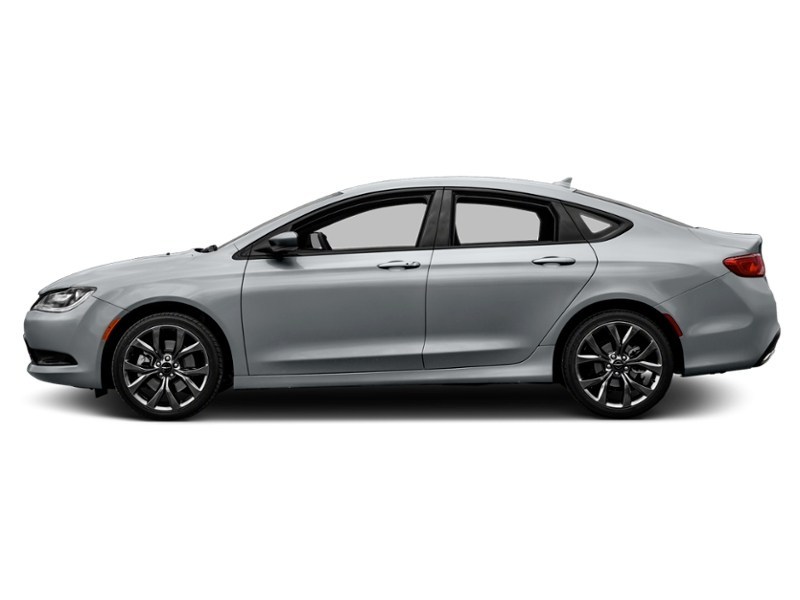 2016 Chrysler 200 S AWD Exterior Shot 7