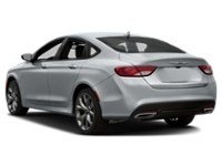 2016 Chrysler 200 S AWD Exterior Shot 10