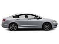 2016 Chrysler 200 S AWD Exterior Shot 11