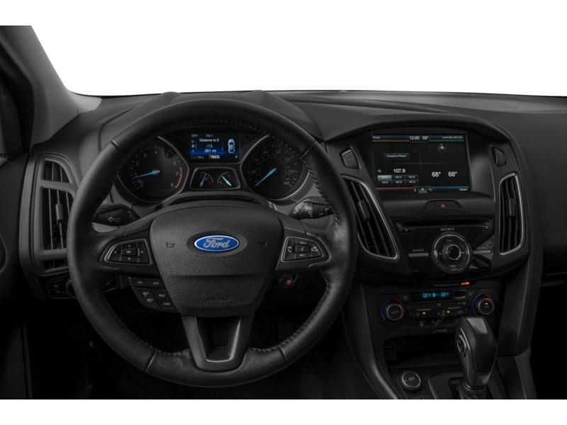 2018 Ford Focus SEL Hatch Interior Shot 3