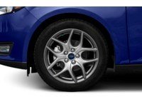 2018 Ford Focus SEL Hatch Exterior Shot 5