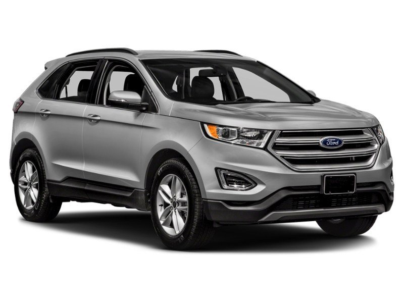 2017 Ford Edge 4dr Titanium AWD Exterior Shot 9