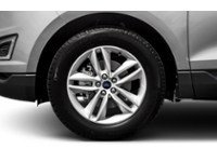 2017 Ford Edge 4dr Titanium AWD Exterior Shot 5