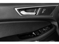 2017 Ford Edge 4dr Titanium AWD Exterior Shot 15