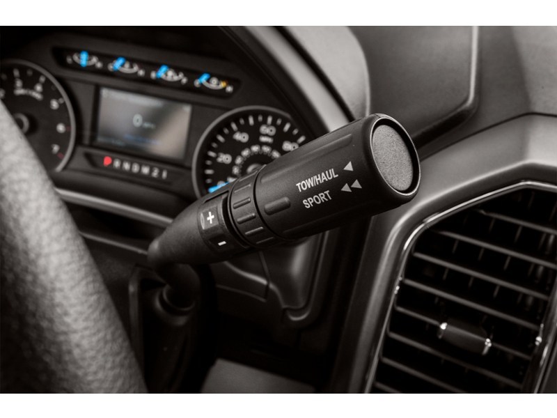 2016 Ford F-150 4WD SuperCrew 145" XLT Exterior Shot 12